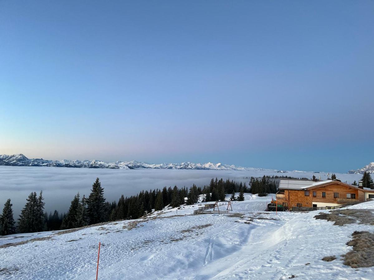 Radstaedter Huette Im Winter Nicht Mit Dem Auto Erreichbar Wunderschoene Alleinlage Schwemmberg Экстерьер фото
